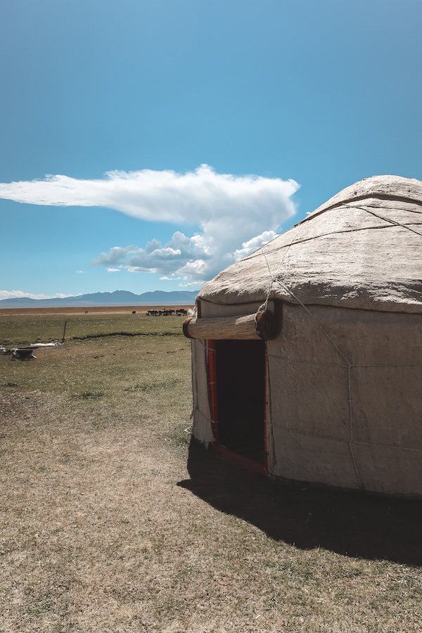 song kul horse trek