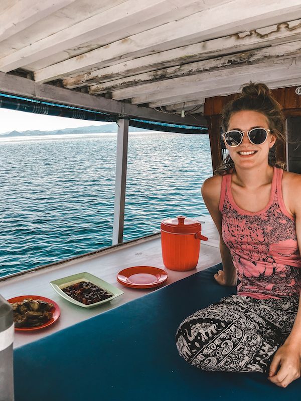 komodo dragon cruise