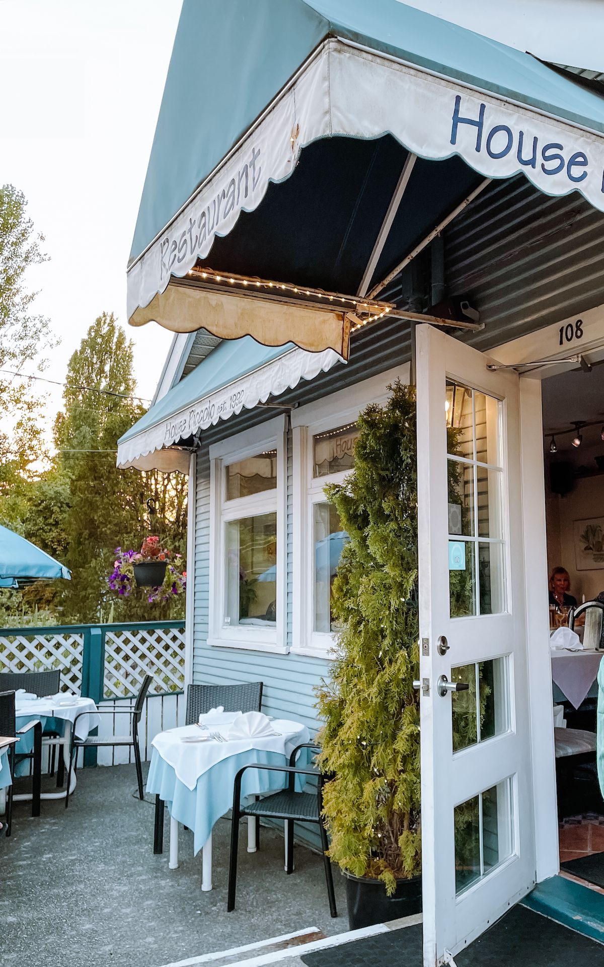 26 Best Restaurants on Salt Spring Island, British Columbia