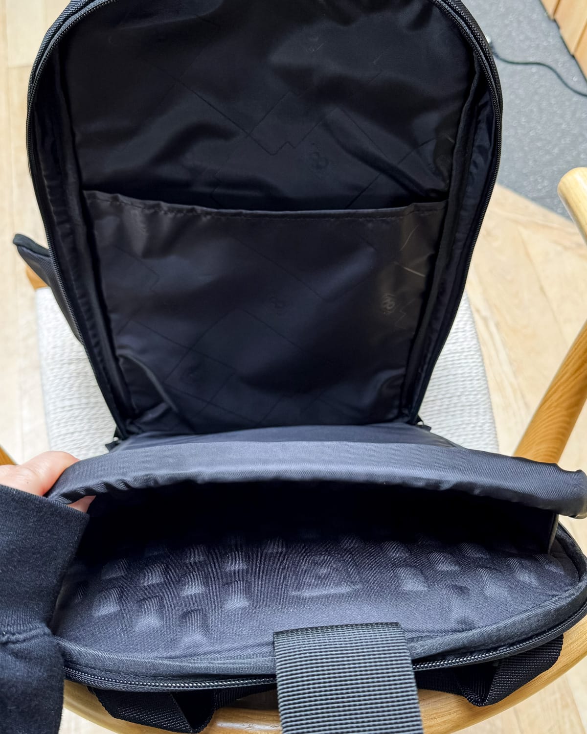 LEVEL8 Luggage Review - Standout Features & Considerations