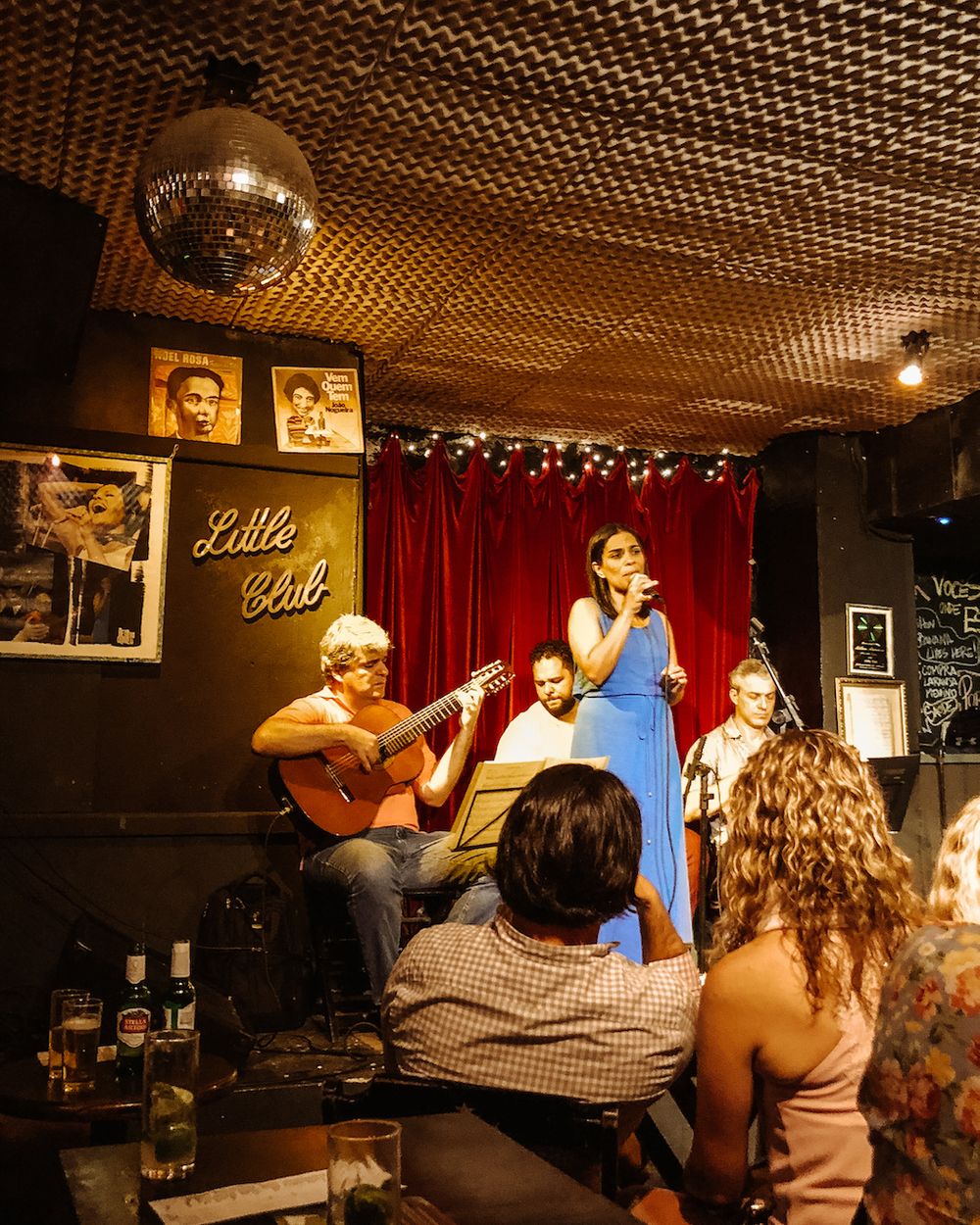 9 Best Bars in Rio De Janeiro for Music and Socializing