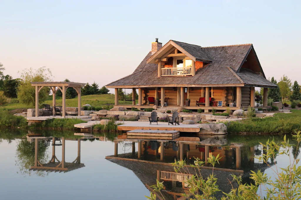 9 Best Couples Getaways in Ontario (Romantic Date Ideas)